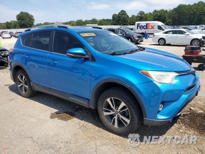 Czwarte zdjęcie samochodu z boku: 2018 TOYOTA RAV4 ADVENTURE VIN:2T3RFREV0JW702332 - miniatura