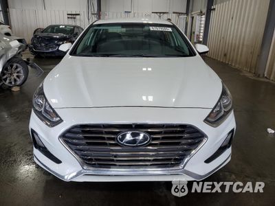 Piąte zdjęcie samochodu w środku: 2019 HYUNDAI SONATA SE VIN:5NPE24AF6KH744234 - miniatura