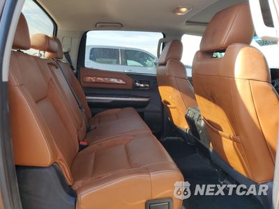 Zdjęcie 10 z 12 samochodu: 2014 TOYOTA TUNDRA CREWMAX PLATINUM VIN:5TFAW5F12EX394082 - miniatura