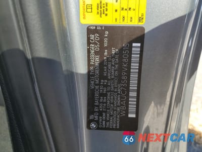 Zdjęcie 12 z 14 samochodu: 2009 BMW 135 I VIN:WBAUC73589VK80515 - miniatura