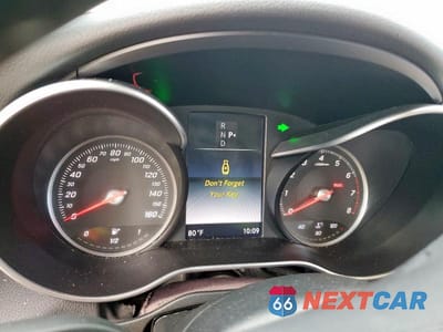 Zdjęcie 9 z 12 samochodu: 2016 MERCEDES-BENZ C 300 4MATIC VIN:55SWF4KB5GU167625 - miniatura