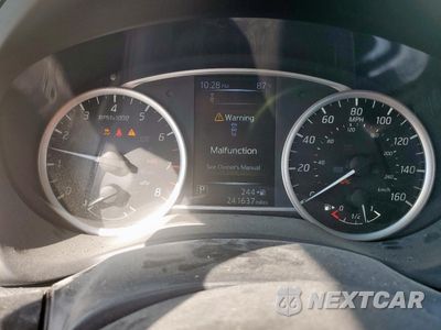 Zdjęcie 9 z 12 samochodu: 2018 NISSAN SENTRA S VIN:3N1AB7AP8JY290520 - miniatura