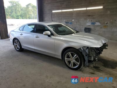 Czwarte zdjęcie samochodu z boku: 2018 VOLVO S90 T5 MOMENTUM VIN:LVY982MK6JP015417 - miniatura