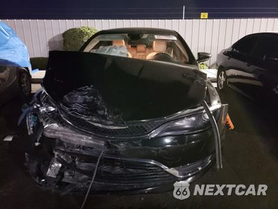 Piąte zdjęcie samochodu w środku: 2016 CHRYSLER 200 LIMITED VIN:1C3CCCAB7GN172565 - miniatura
