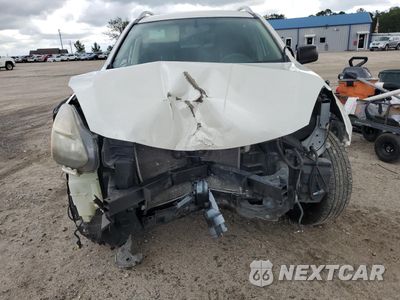 Piąte zdjęcie samochodu w środku: 2015 NISSAN ROGUE SELECT S VIN:JN8AS5MT5FW160644 - miniatura