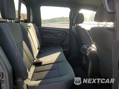 Zdjęcie 10 z 13 samochodu: 2019 NISSAN TITAN SV VIN:1N6AA1E57KN518508 - miniatura