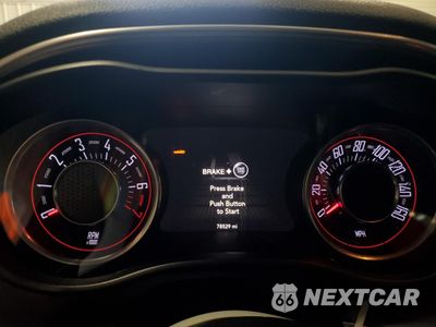 Zdjęcie 9 z 14 samochodu: 2015 DODGE CHALLENGER SXT VIN:2C3CDZAG1FH723799 - miniatura