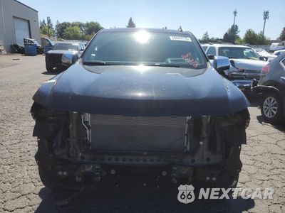 Piąte zdjęcie samochodu w środku: 2024 CHEVROLET TAHOE K1500 PREMIER VIN:1GNSKSKD2RR300475 - miniatura