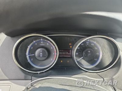 Zdjęcie 9 z 12 samochodu: 2011 HYUNDAI SONATA GLS VIN:5NPEB4AC5BH086976 - miniatura