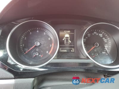 Zdjęcie 9 z 12 samochodu: 2002 VOLKSWAGEN JETTA SPORT VIN:3VWD17AJ8GM339768 - miniatura