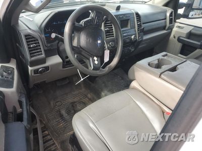 Zdjęcie 8 z 14 samochodu: 2017 FORD F250 SUPER DUTY VIN:1FTBF2B64HEE42573 - miniatura
