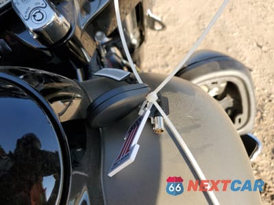 Zdjęcie 8 z 11 samochodu: 2018 HARLEY-DAVIDSON FLHTK ULTRA LIMITED VIN:1HD1KED11JB679571 - miniatura