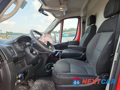 Zdjęcie 7 z 14 samochodu: 2021 RAM PROMASTER 2500 2500 HIGH VIN:3C6LRVDG9ME585933 - miniatura