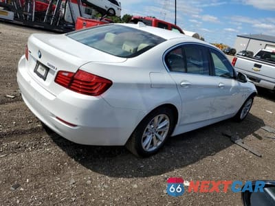 Trzecie zdjęcie samochodu z tyłu: 2016 BMW 528 XI VIN:WBA5A7C53GG151772 - miniatura
