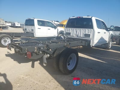 Trzecie zdjęcie samochodu z tyłu: 2023 FORD F550 SUPER DUTY SUPER DUTY VIN:1FD0W5HT5PEC77827 - miniatura