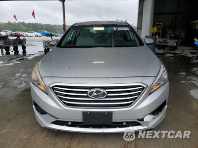 Piąte zdjęcie samochodu w środku: 2017 HYUNDAI SONATA SE VIN:5NPE24AF0HH567382 - miniatura