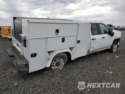 Trzecie zdjęcie samochodu z tyłu: 2024 CHEVROLET SILVERADO K3500 VIN:1GB5YSEY5RF398636 - miniatura