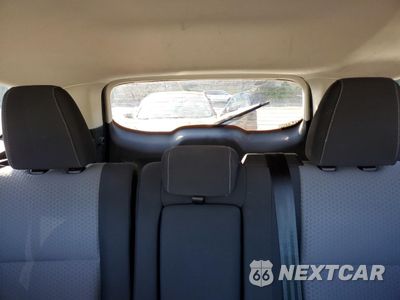 Zdjęcie 10 z 14 samochodu: 2018 FORD ESCAPE SE VIN:1FMCU9GD2JUD33157 - miniatura