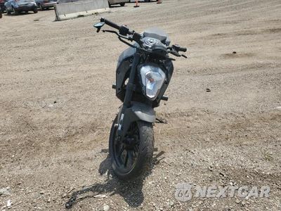 Drugie zdjęcie samochodu z przodu: 2023 KTM 200 DUKE VIN:MD2JPC409PC020973 - miniatura