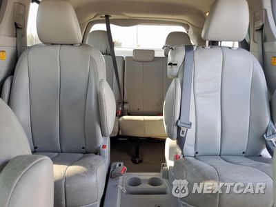 Zdjęcie 10 z 15 samochodu: 2013 TOYOTA SIENNA XLE VIN:5TDYK3DC1DS335158 - miniatura