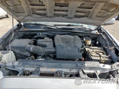 Zdjęcie 11 z 12 samochodu: 2018 TOYOTA TACOMA DOUBLE CAB VIN:5TFCZ5AN2JX143700 - miniatura