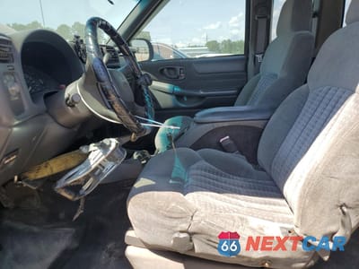 Zdjęcie 7 z 14 samochodu: 2001 CHEVROLET S TRUCK S10 VIN:1GCCS19W718249323 - miniatura