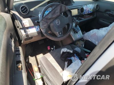 Zdjęcie 8 z 14 samochodu: 2013 TOYOTA SCION XB VIN:JTLZE4FE9DJ042402 - miniatura