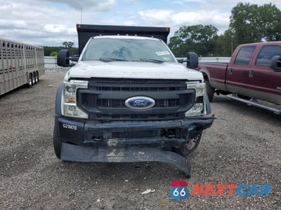 Piąte zdjęcie samochodu w środku: 2021 FORD F550 SUPER DUTY VIN:1FDUF5HN1MDA05408 - miniatura