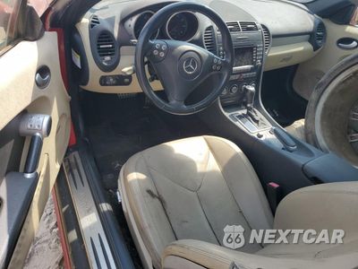 Zdjęcie 8 z 12 samochodu: 2005 MERCEDES-BENZ SLK 350 VIN:WDBWK56F45F053896 - miniatura