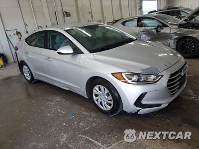 Czwarte zdjęcie samochodu z boku: 2017 HYUN ELANTRA SE VIN:5NPD74LF0HH100795 - miniatura