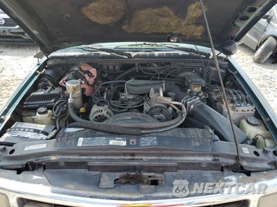 Zdjęcie 12 z 14 samochodu: 1996 CHEVROLET BLAZER VIN:1GNDT13W8T2183419 - miniatura