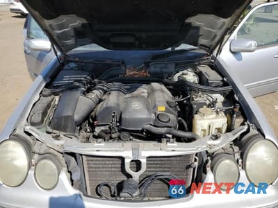 Zdjęcie 11 z 12 samochodu: 2001 MERCEDES-BENZ E 320 VIN:WDBJH65J01B276815 - miniatura