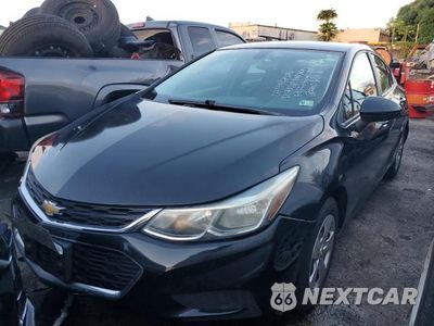 2017 CHEVROLET CRUZE LS 1G1BC5SM0H7106893 - główne zdjęcie licytacji z USA - miniatura