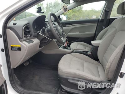 Zdjęcie 7 z 13 samochodu: 2017 HYUNDAI ELANTRA SE VIN:5NPD74LF7HH186557 - miniatura