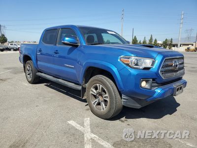 Czwarte zdjęcie samochodu z boku: 2017 TOYOTA TACOMA DOUBLE CAB VIN:3TMAZ5CN2HM052124 - miniatura