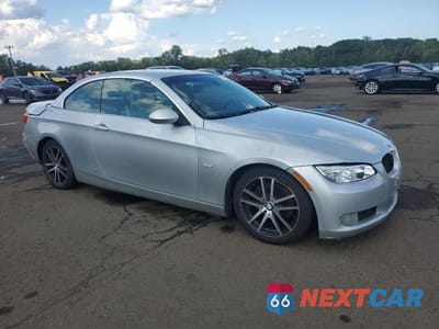 Czwarte zdjęcie samochodu z boku: 2009 BMW 328 I SULEV VIN:WBAWR33579P343978 - miniatura