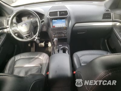 Zdjęcie 8 z 16 samochodu: 2018 FORD EXPLORER XLT VIN:1FM5K8D84JGC59366 - miniatura