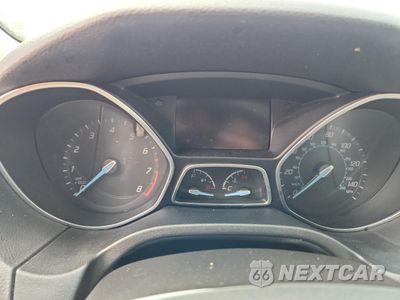 Zdjęcie 9 z 12 samochodu: 2014 FORD FOCUS SE VIN:1FADP3F28EL359244 - miniatura