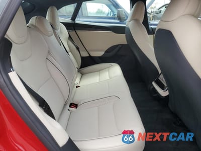 Zdjęcie 10 z 13 samochodu: 2021 TESLA MODEL S VIN:5YJSA1E60MF449291 - miniatura