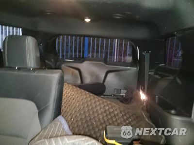 Zdjęcie 10 z 13 samochodu: 2018 FORD EXPLORER XLT VIN:1FM5K7D82JGC72837 - miniatura