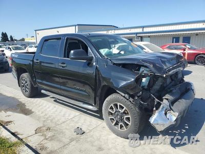 Czwarte zdjęcie samochodu z boku: 2016 TOYOTA TUNDRA CREWMAX SR5 VIN:5TFDY5F11GX547299 - miniatura