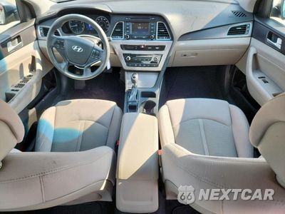 Zdjęcie 8 z 12 samochodu: 2015 HYUNDAI SONATA SPORT VIN:5NPE34AF0FH051842 - miniatura