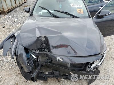 Zdjęcie 11 z 14 samochodu: 2019 KIA OPTIMA EX VIN:5XXGU4L14KG296141 - miniatura