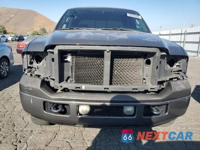 Piąte zdjęcie samochodu w środku: 2005 FORD F250 SUPER DUTY VIN:1FTSW21Y55EB80819 - miniatura