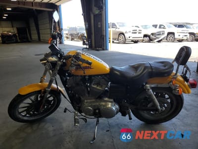 Trzecie zdjęcie samochodu z tyłu: 2001 HARLEY-DAVIDSON XL883 VIN:1HD4CAM381K139526 - miniatura