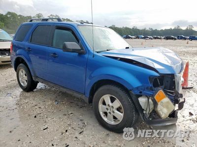 Czwarte zdjęcie samochodu z boku: 2011 FORD ESCAPE XLT VIN:1FMCU0D71BKA21600 - miniatura