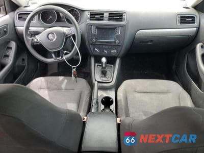 Zdjęcie 8 z 12 samochodu: 2019 VOLKSWAGEN JETTA SE VIN:3VWD67AJ7GM412937 - miniatura