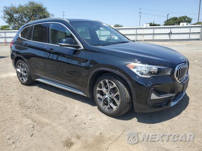 Czwarte zdjęcie samochodu z boku: 2022 BMW X1 SDRIVE28I VIN:WBXJG7C02N5U57815 - miniatura