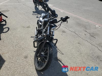 Drugie zdjęcie samochodu z przodu: 2010 HARLEY-DAVIDSON XL883 N VIN:1HD4LE23XAC414592 - miniatura