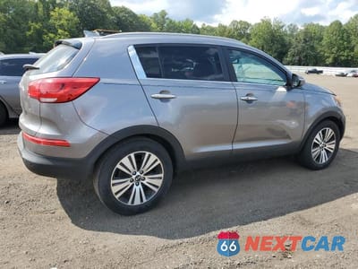 Trzecie zdjęcie samochodu z tyłu: 2016 KIA SPORTAGE EX VIN:KNDPCCAC5G7833441 - miniatura